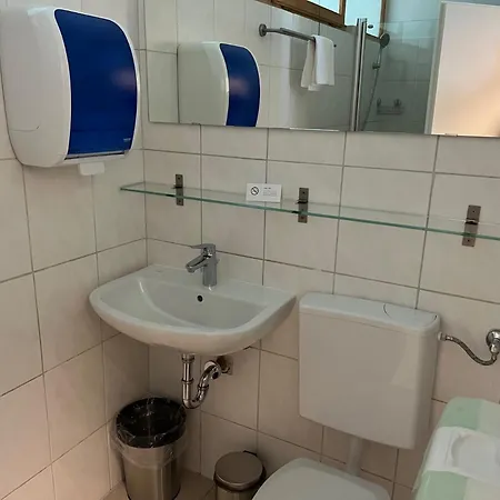 Klockerhof I *
